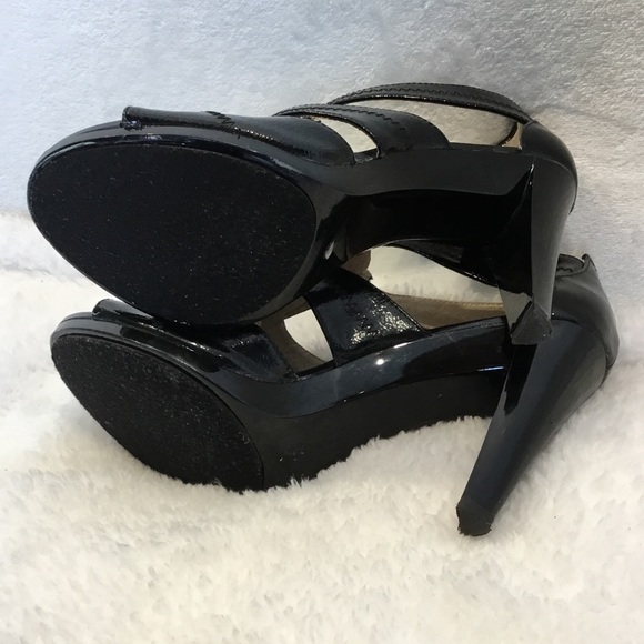 Michael Kors black zippered heels - Picture 4 of 4